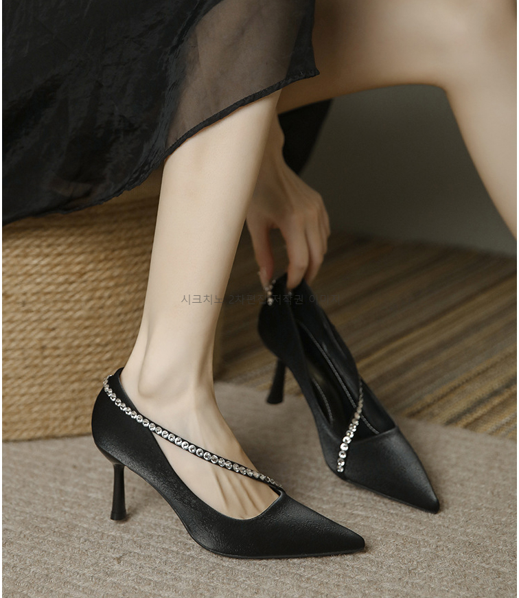 브로넬 5,7cm 스틸레토 큐빅 스트랩 펌프스 미들힐 2color 상세 이미지 15