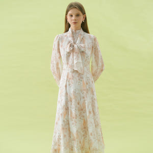 ANASTASIA Mock neck Chiffon Ribbon Tie F... 착용 후기 | 사이즈/핏 총정리 - 상품 이미지 2