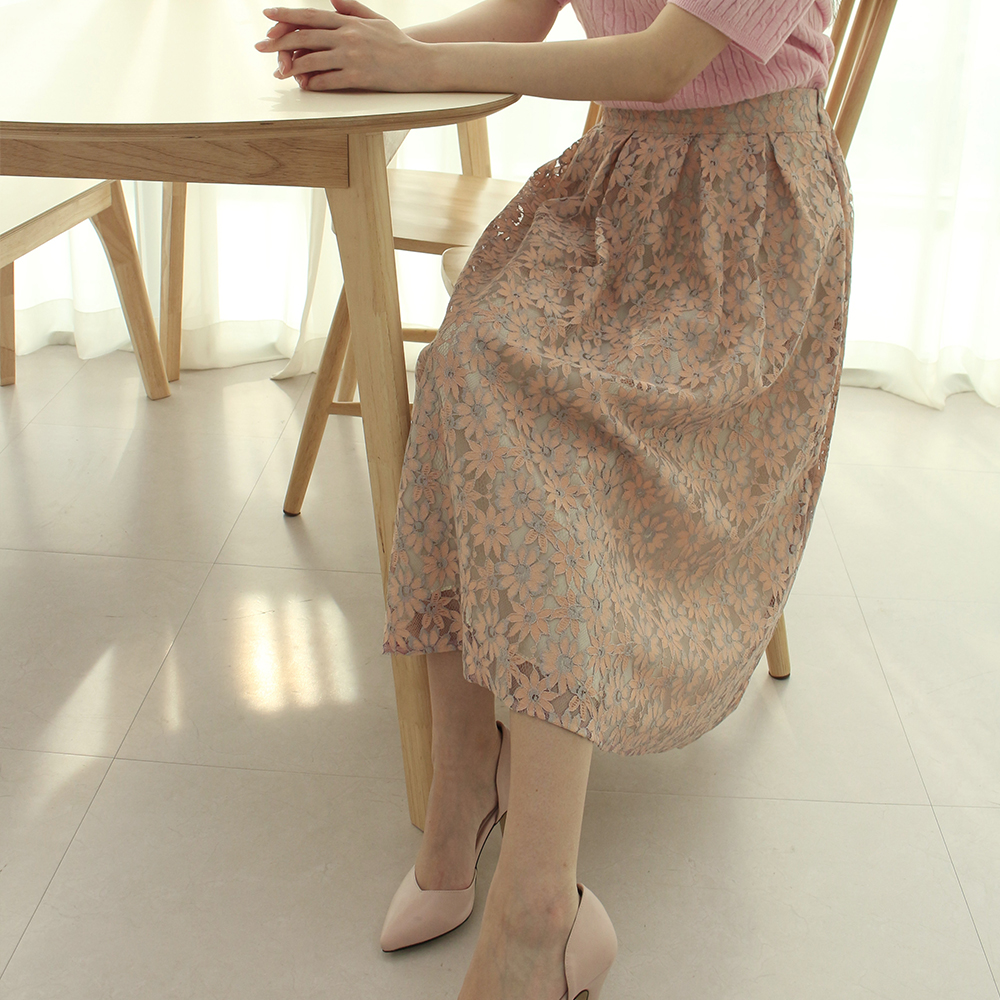 꽃 자수 레이스 뒷밴딩 A라인 망사 미디 롱 스커트 이미지 6