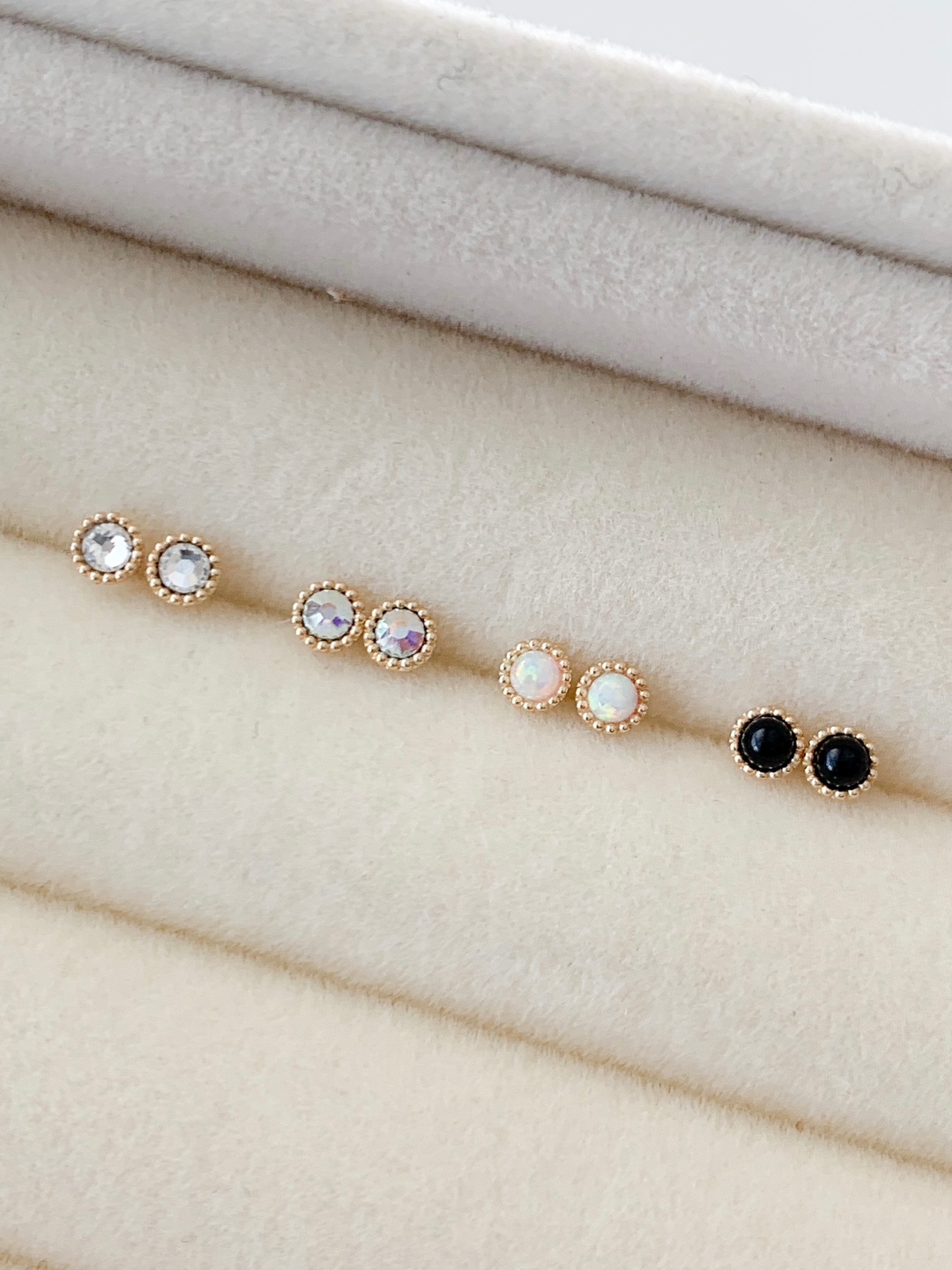 14k 볼라인 귀걸이 S size (4color) 한쌍 - 심플 미니 골드 오닉스 오팔 - 상품 이미지