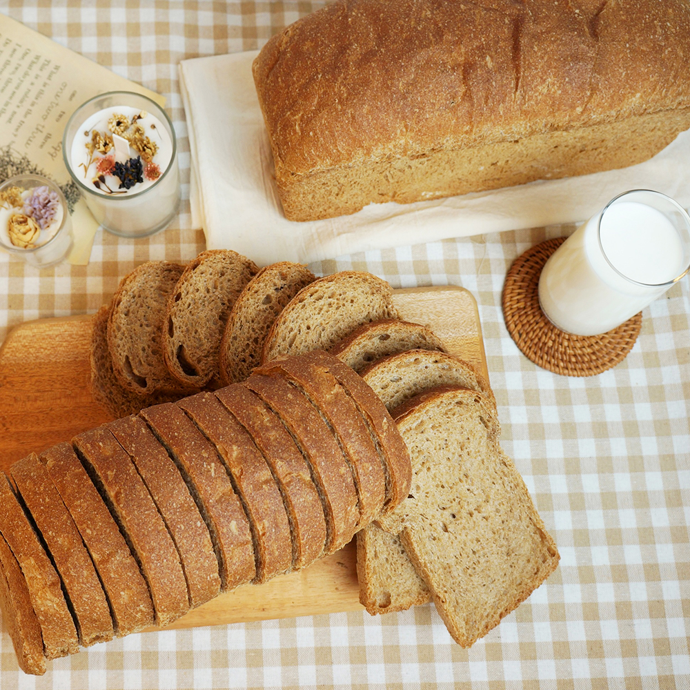 100프로 통밀식빵 장발장 1kg 밀가루안들어간빵 건강 비건 베이커리 모닝빵 식빵 맛집
