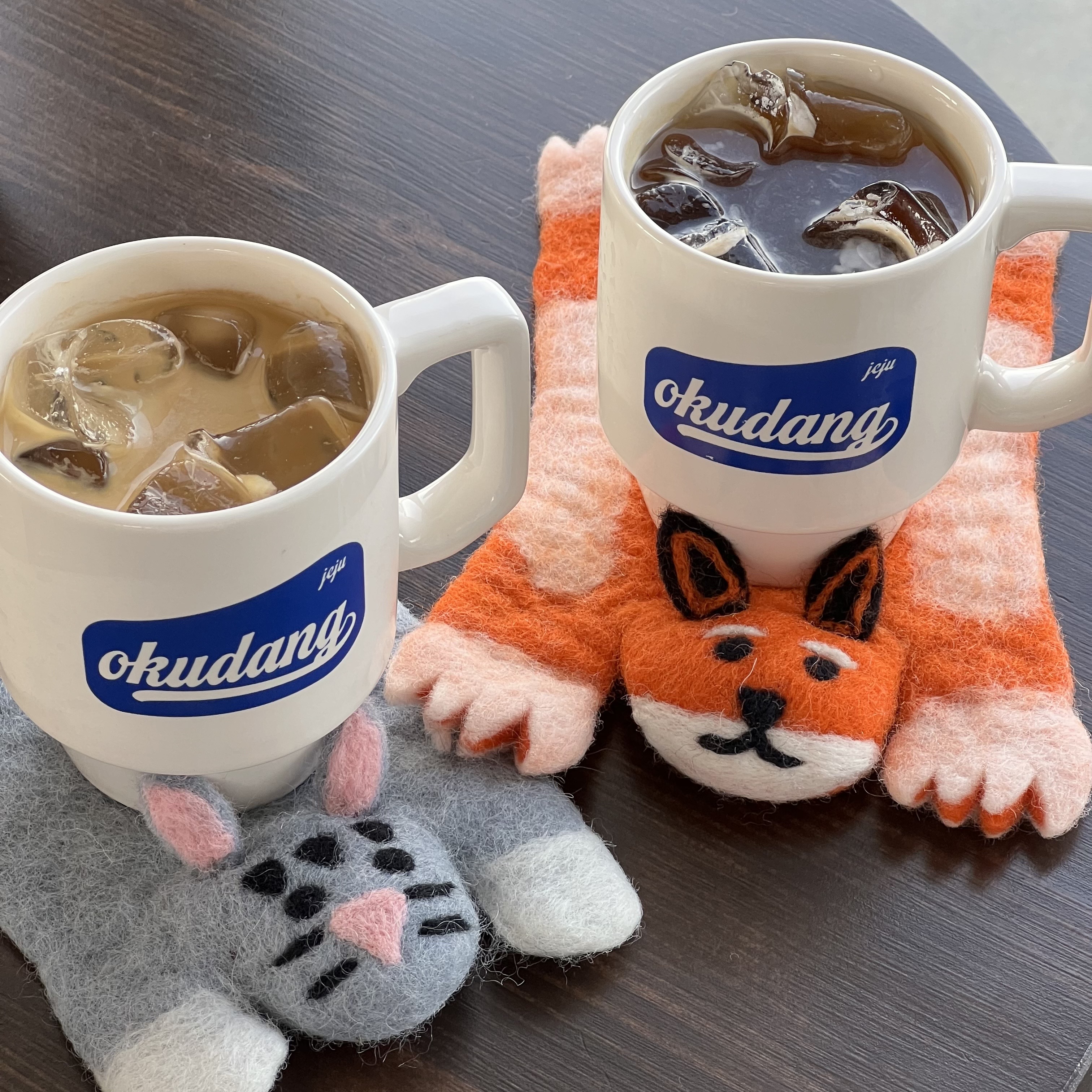 티코스터 10종 펠트 양모 컵받침대 컵홀더 촬영소품