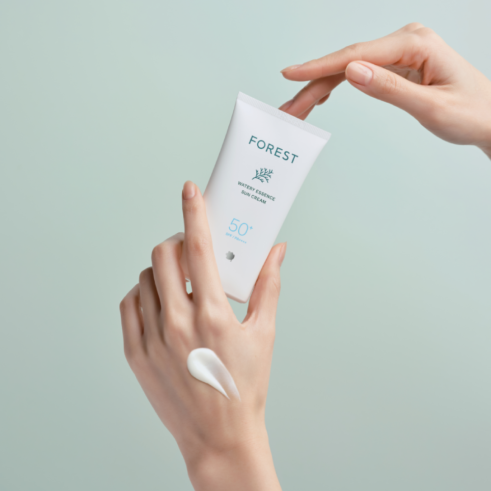 포레스트 비건 워터리 에센스 수분 선크림 80ml(SPF50+) 끈적임없는 썬크림추천