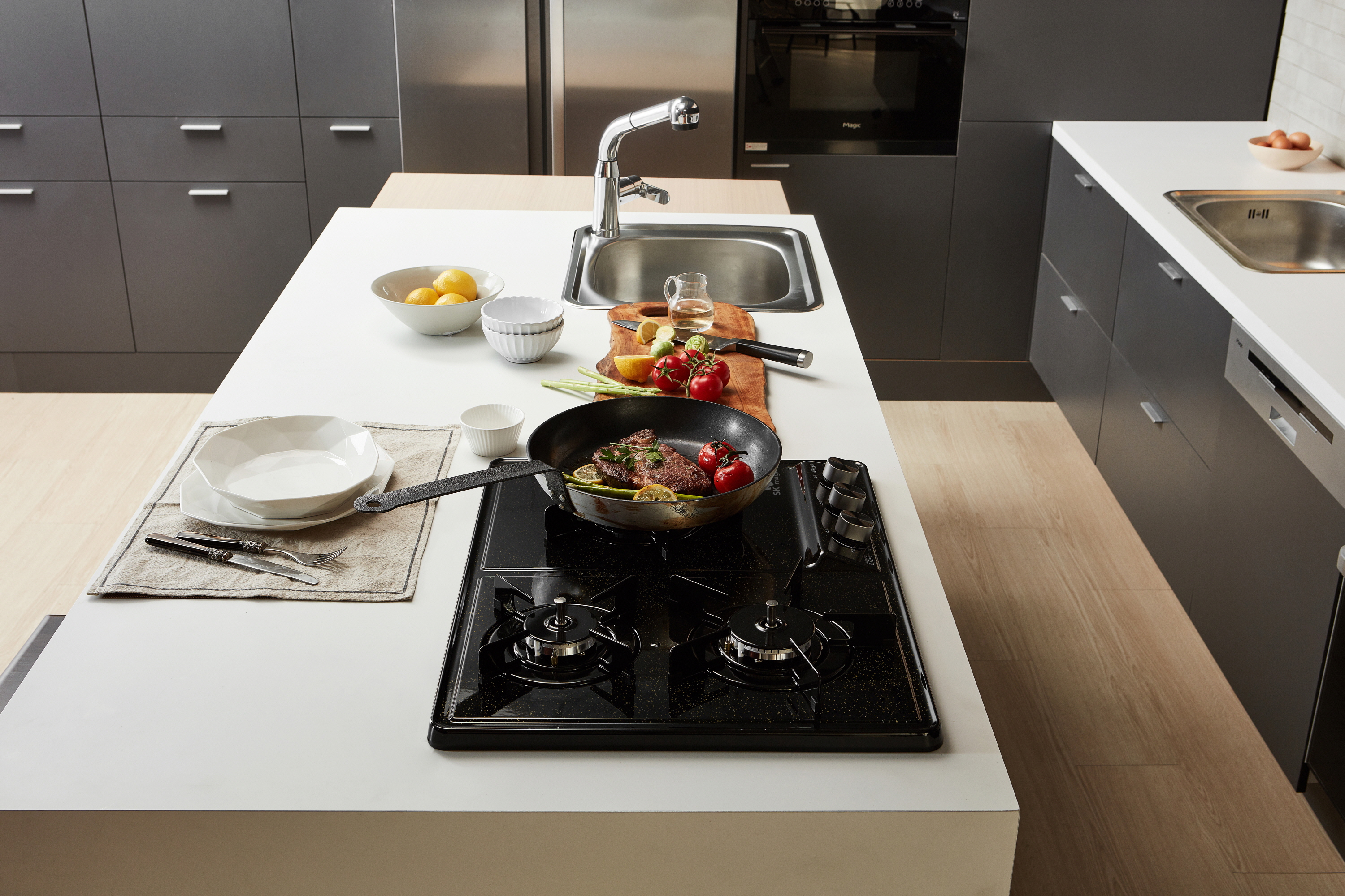 나비엔매직 빌트인 가스쿡탑레인지 560x430-440 블랙펄 GRB7003PDBL LPG