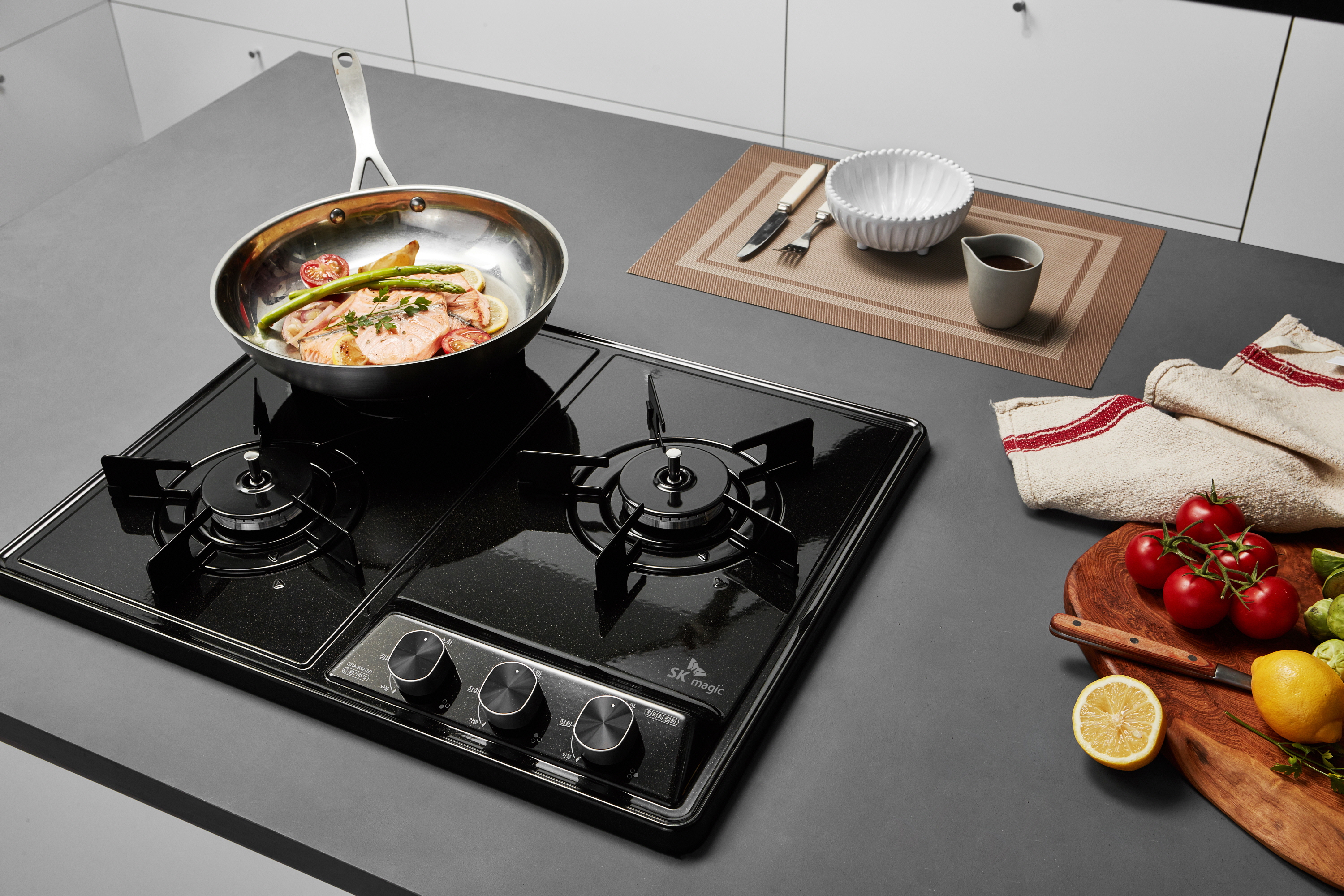 나비엔매직 빌트인 가스쿡탑레인지 560x430-440 블랙펄 GRB7003PDBL LPG