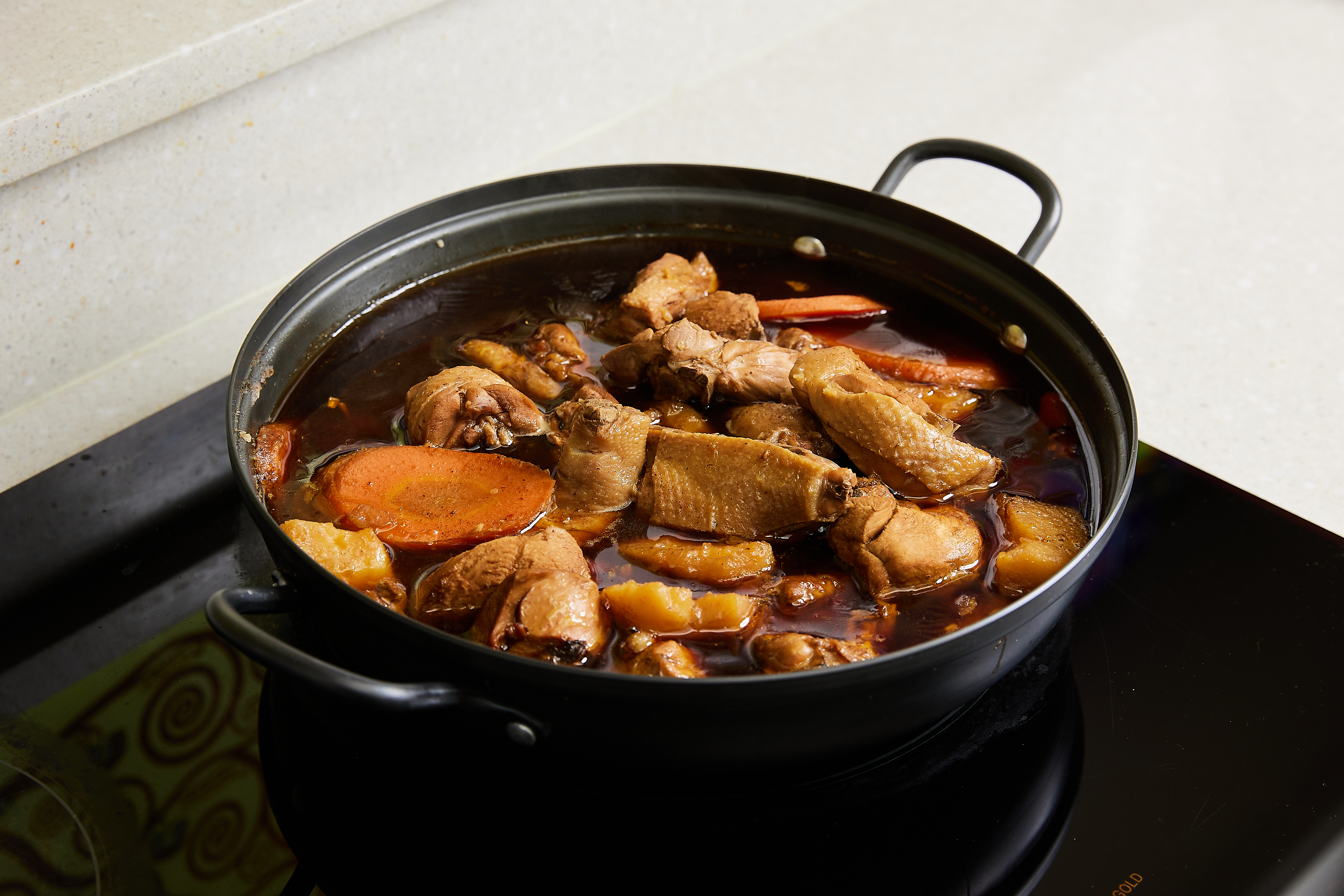 [신세계찜닭] 안동찜닭 밀키트 3-4인 국내산하림 1.3kg 캠핑 맛있는녀석들 치킨랩소디 - 상세 이미지 3