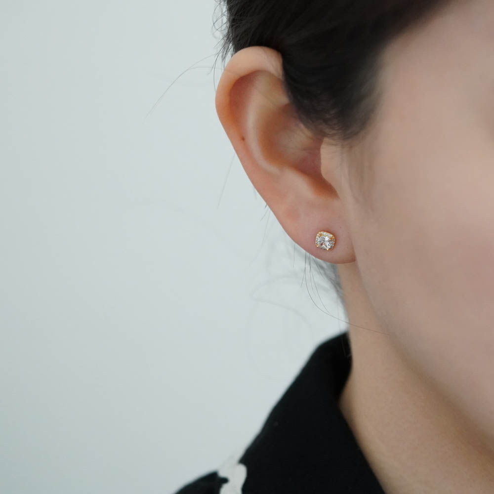 실버925 사각 큐빅 포인트 은 귀걸이 볼드 - 상세 이미지 5