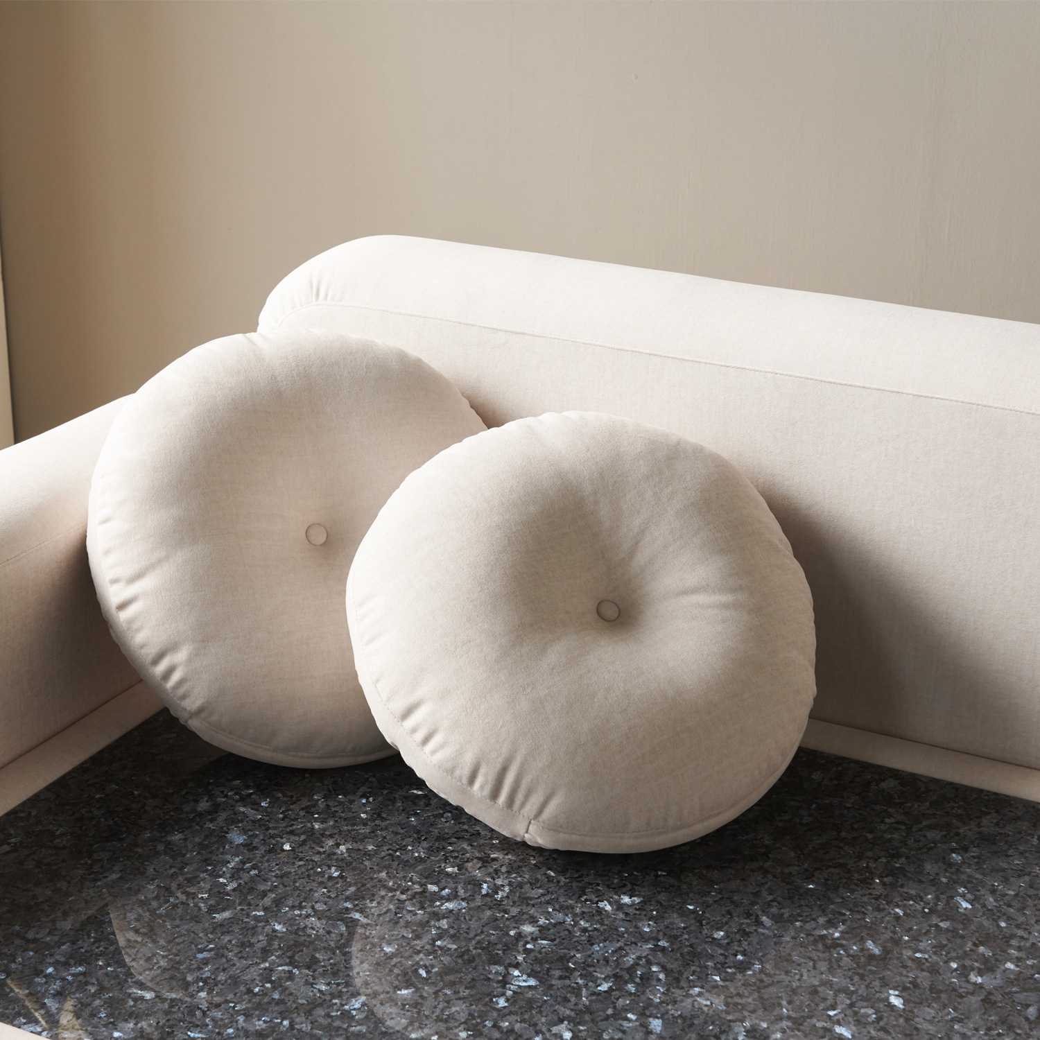 가보건강침대 F포그니SE 황토 밀양흙침대 세라믹볼 세라믹스 돌침대 3인용 패브릭 소파