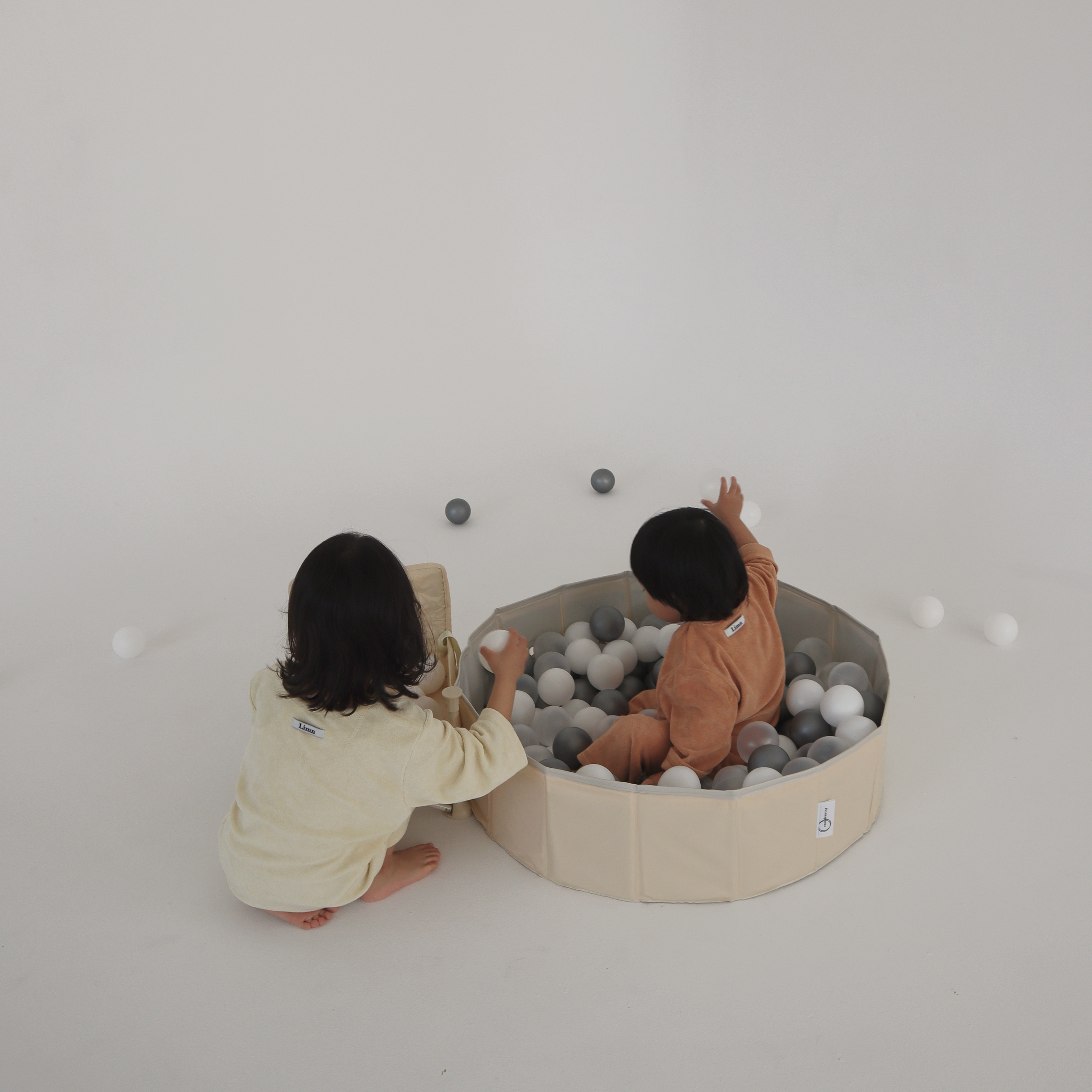 까사드로잉 접이식 방수 아기 볼풀장 촉감놀이매트 수영장 플레이매트 S(80x20cm) 이미지 8