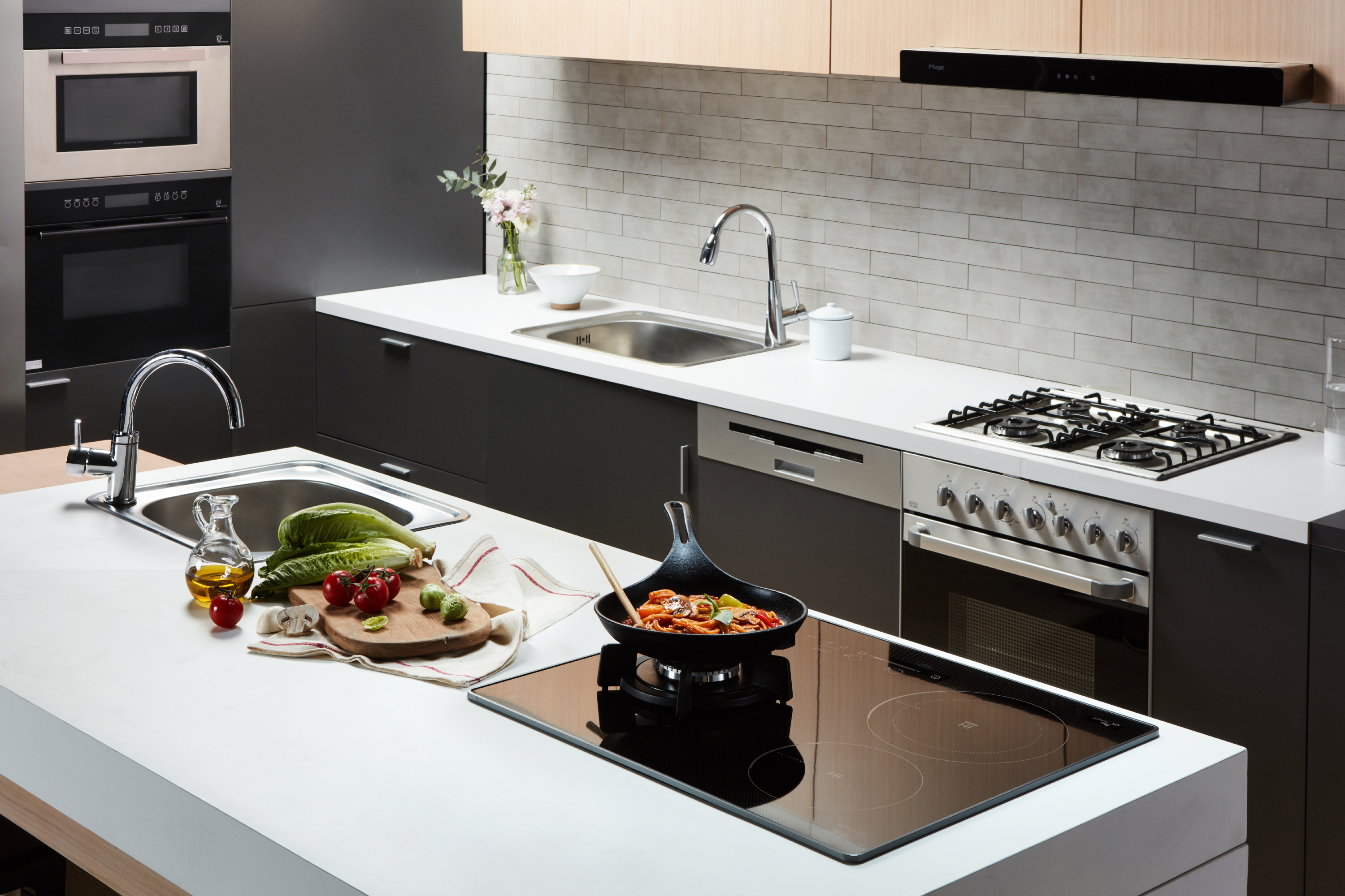 가스연결방문설치 3구 하이브리드 인덕션 전기 가스쿡탑레인지 ERG5003DNBL