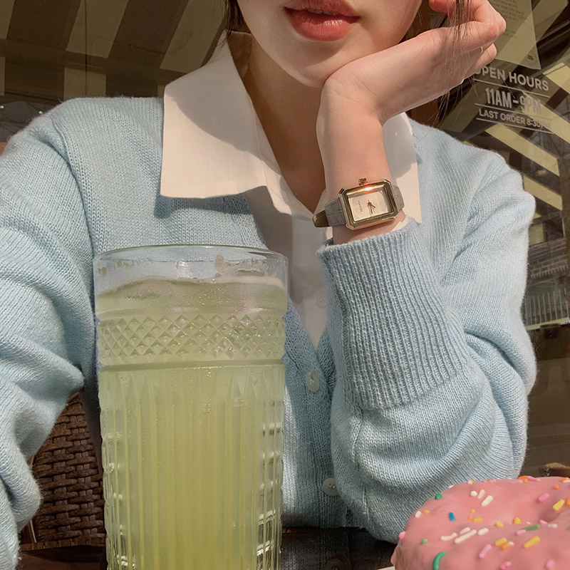[투데이Pick]  [브이넥 가디건] 탄탄 V넥 니트 가디건 데일리 오피스룩 여리핏 꾸안꾸 가을가디건 cd2823 이미지 4
