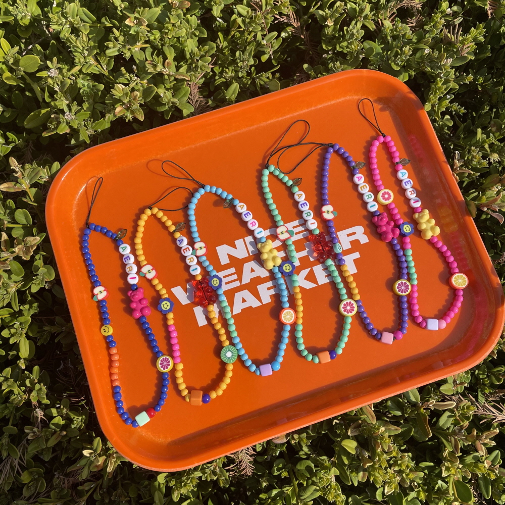 디에릿 비즈 폰스트랩 이니셜 맞춤 숏 사이드 핸드폰줄 - 상품 이미지