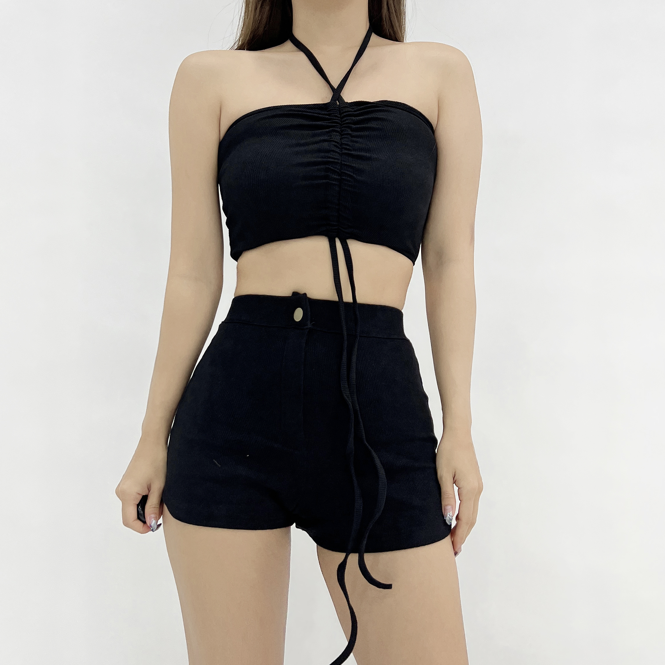캐치 셔링 홀터넥 섹시 크롭탑 민소매 나시 크롭티셔츠 - 상세 이미지 2