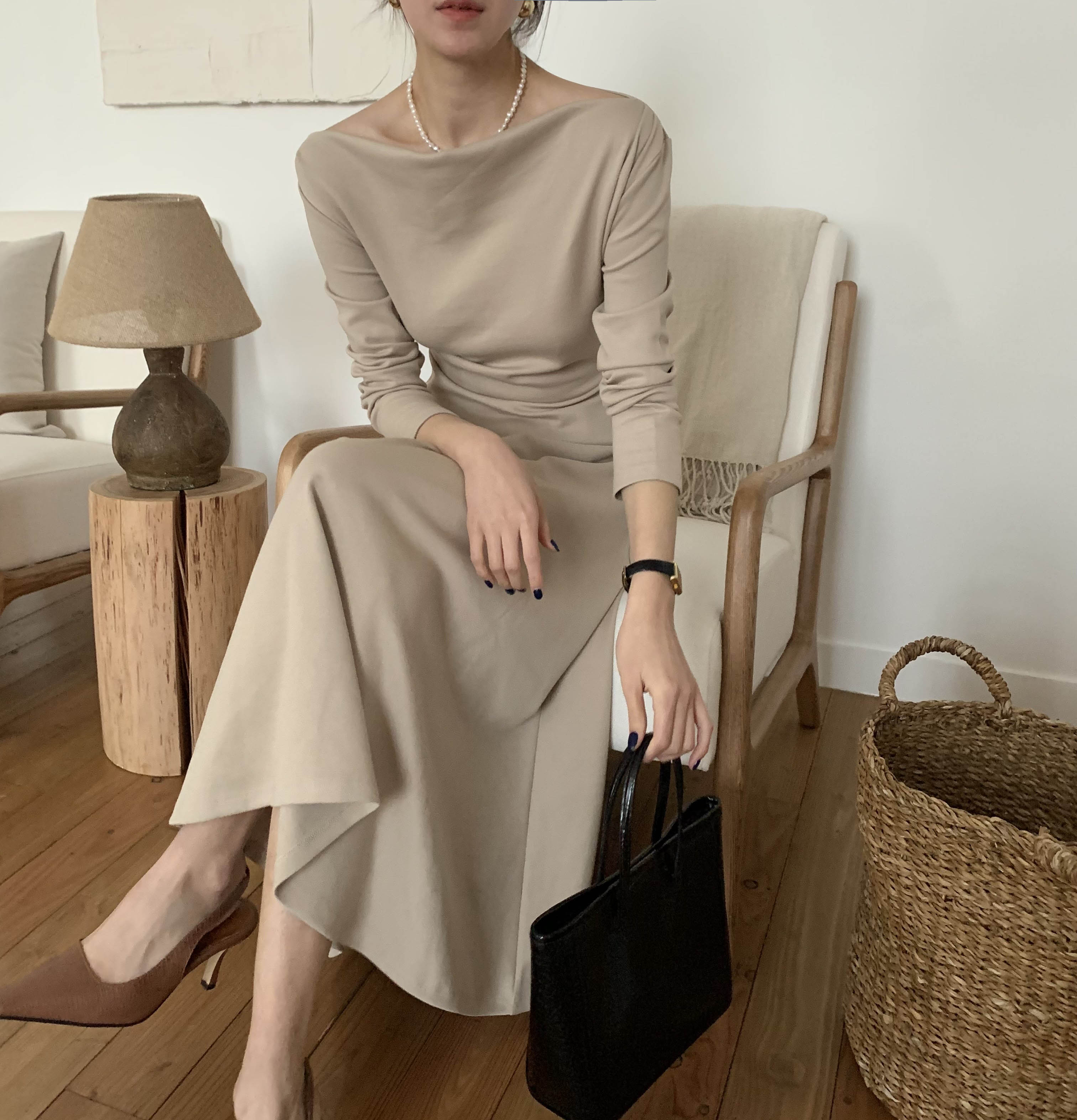 (자체제작)컴히얼 보트넥 오프숄더 드레이프 a라인 하객룩 셀프웨딩 슬림핏 입술넥 플레어 롱원피스