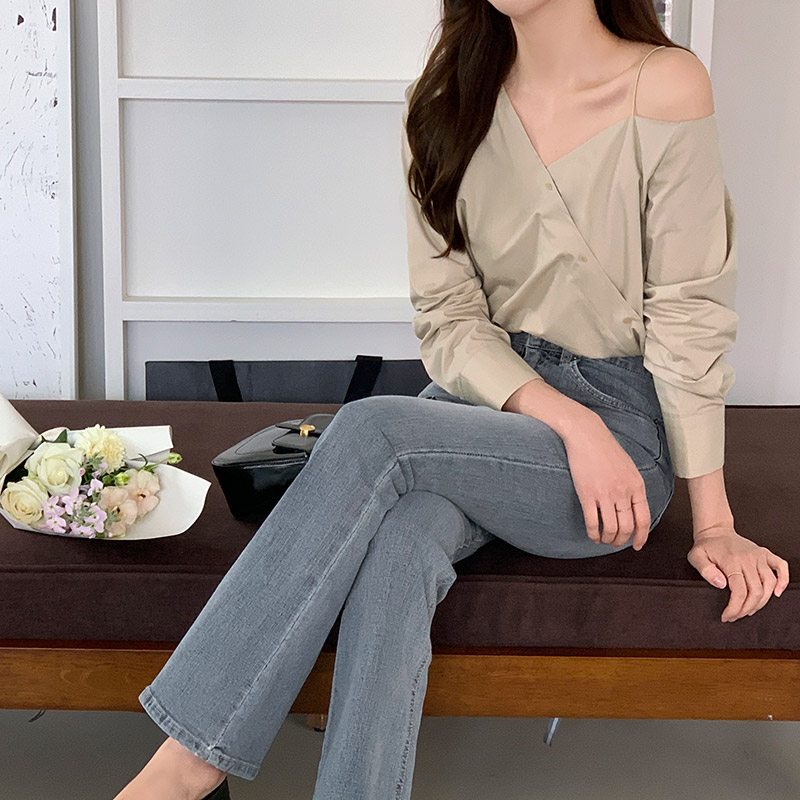 (국내제작)아모르 스트랩 오프숄더 블라우스 bs7539 이미지 4