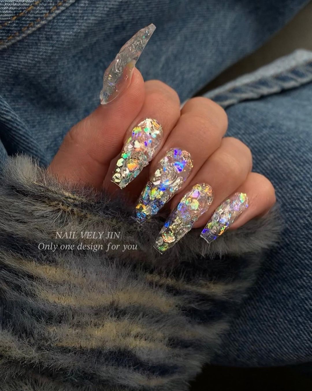 JelloJello Self-Luminous Glitter application