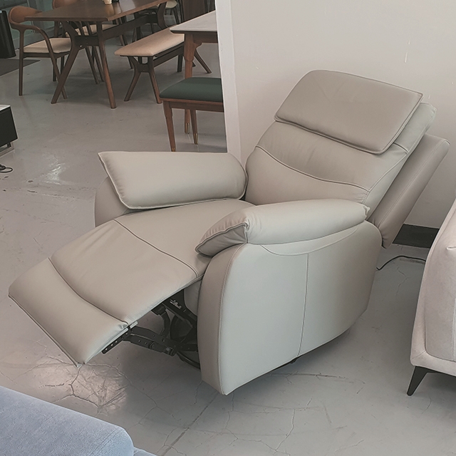 스코나 덱스터 천연 황소 통가죽 흔들 회전 1인 리클라이너 소파