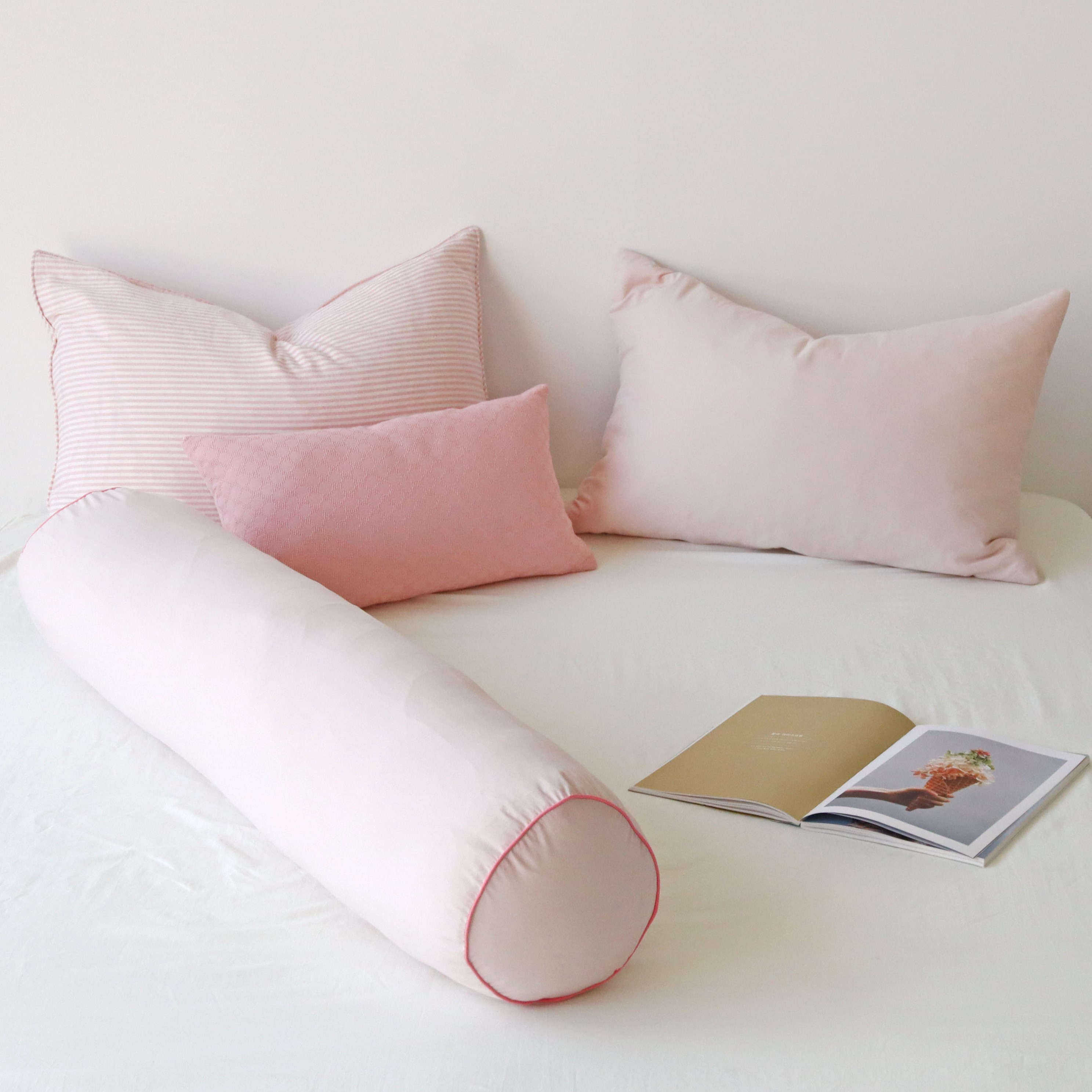 모찌 피치스킨 원형 롱쿠션 안고자는 다리 베개 긴쿠션 바디필로우 커버