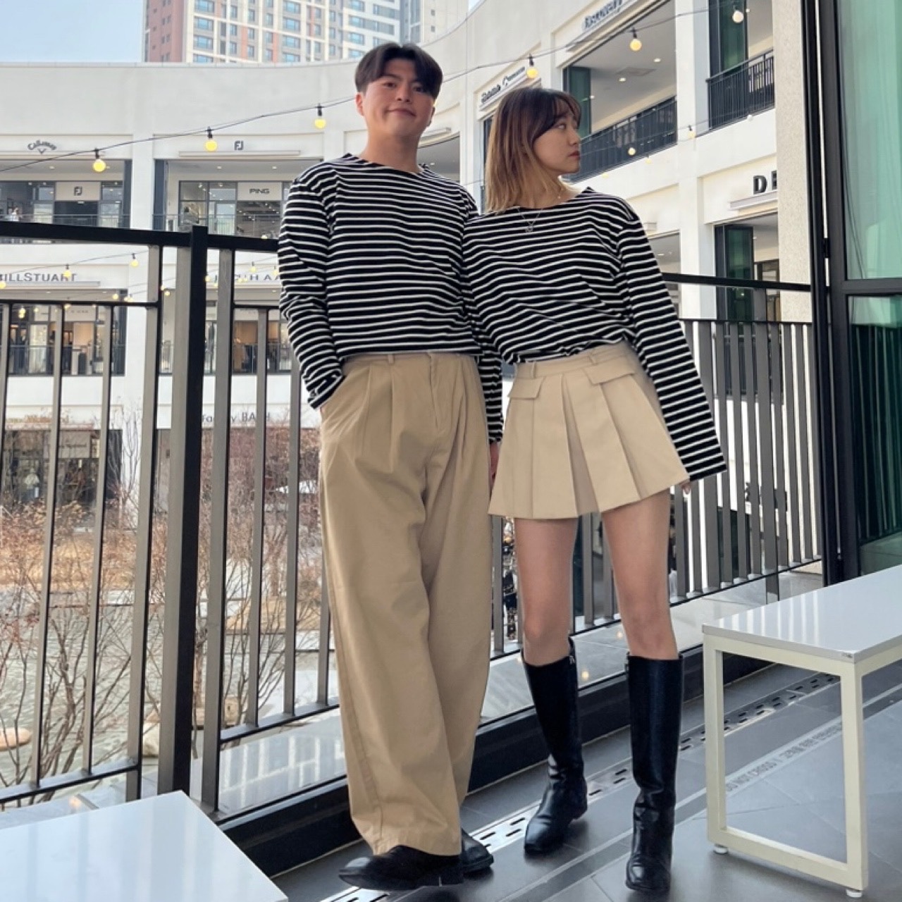 [UNISEX] 베이지 와이드 투핀턱 밴딩 코튼팬츠 이미지 8