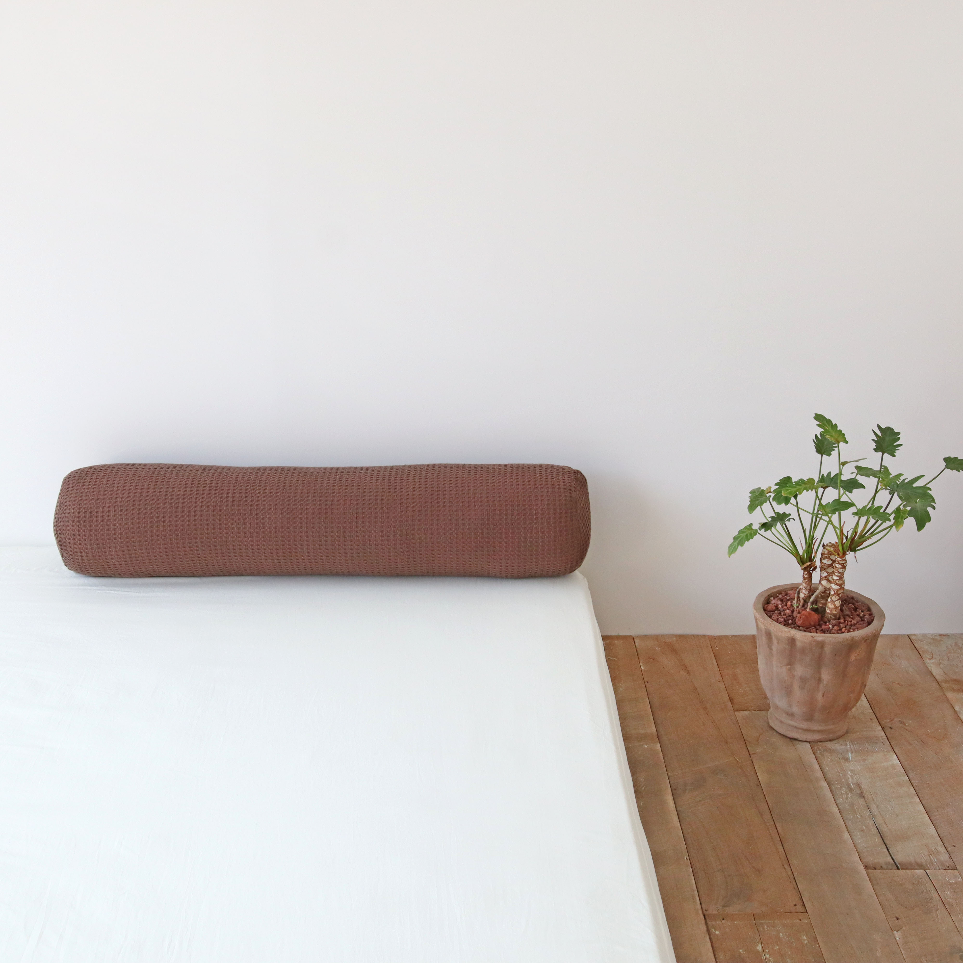 피그먼트 워싱 와플 순면 원형 롱쿠션 안고자는 다리 베개 긴베개 바디필로우 커버