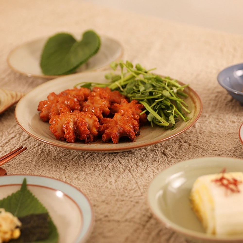 프리미엄등급 베이비쭈꾸미 양념 볶음 300g 자르지 않아도 되는한입크기 미식가들의 간편조리식 및 캠핑 밀키트 이미지 8