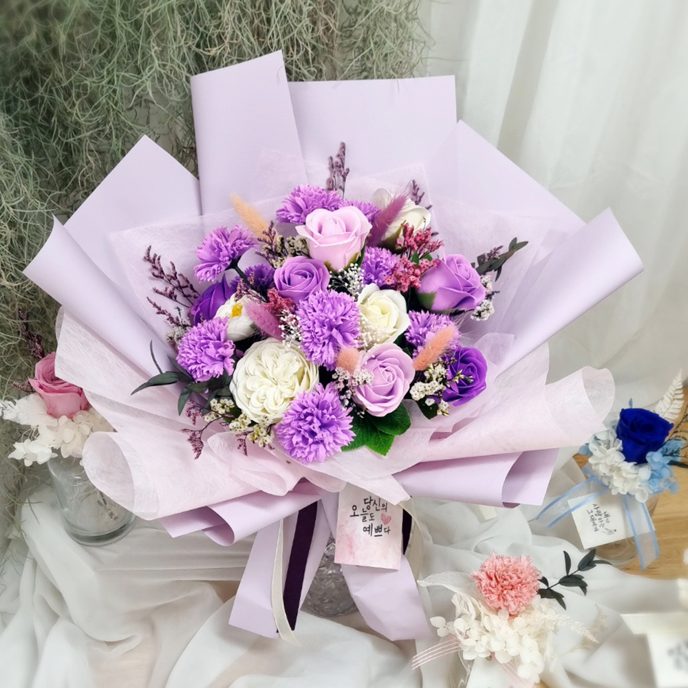 비누꽃 카네이션 어버이날 스승의날 꽃다발 선생님 돈다발 선물 보라카네이션장미15송이 - 상품 이미지