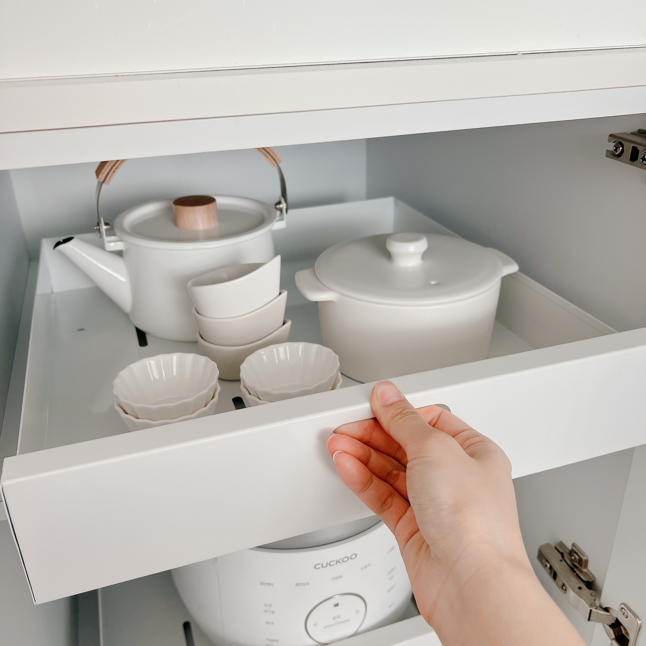 싱크대 하부장 레일선반 슬라이딩 밥솥 씽크대 정리대 삼십센치(30cm) - 상세 이미지 2