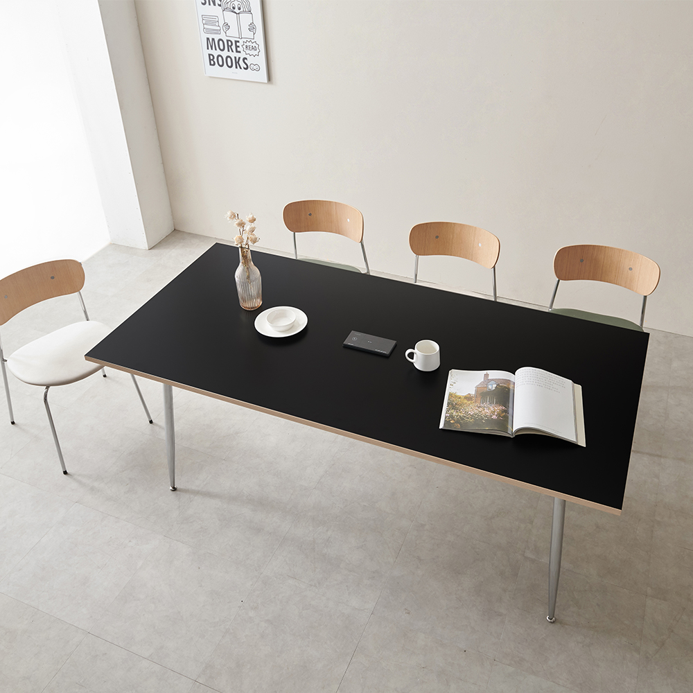 로지스퀘어 컴퓨터 노트북 책상 서재 거실 테이블