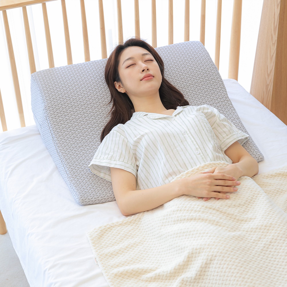 씨위너 역류성식도염 베개 M 역류방지 이석증 웨지필로우 임산부 높은 상체 쿠션