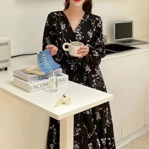 여자여자몰 수묵화꽃나염 단아 고급 어른롱원피스 끈조절 긴팔봄랩원피스 55부터77 - 상세 이미지 4