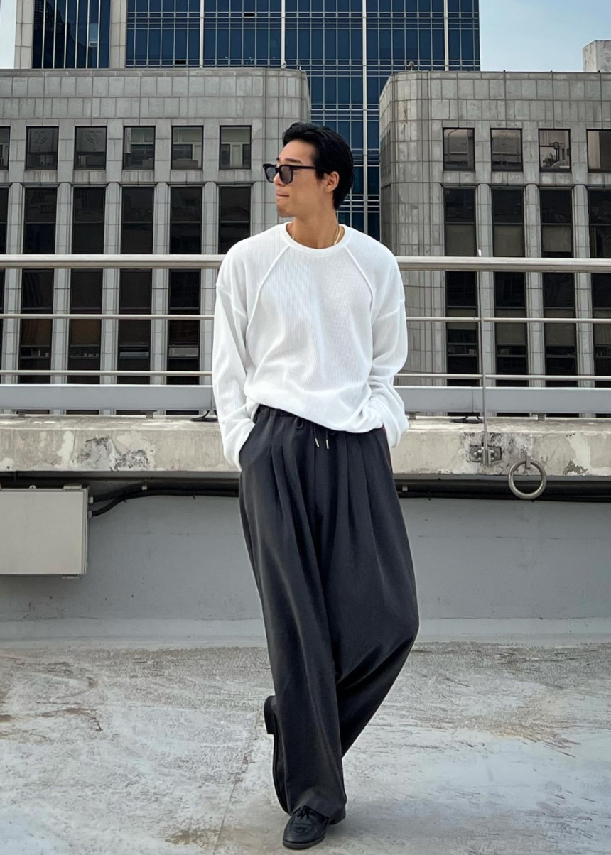 %ED%99%94%EC%9D%B4%ED%8A%B8_%EC%9D%BC%EC%83%81%EC%BB%B7KakaoTalk_Photo_2023-03-26-19-28-07_019_%EB%B3%B5%EC%82%AC%EB%B3%B8