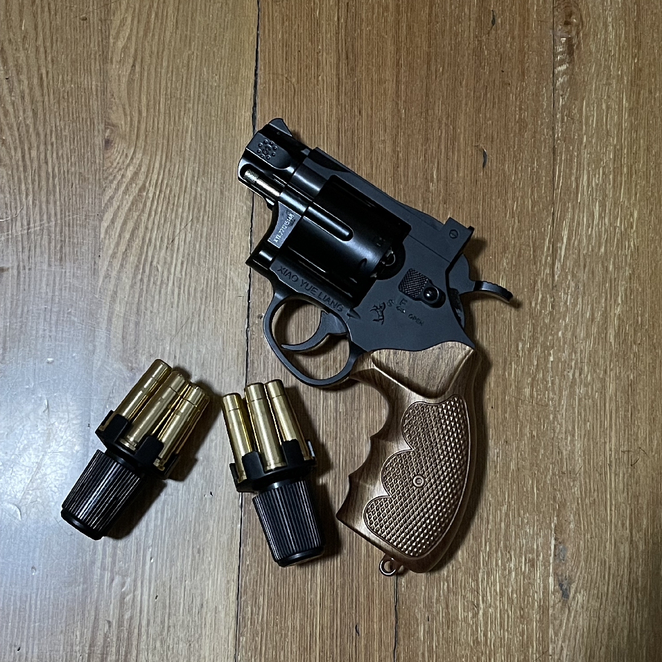 스미스 웨슨 M327 리볼버 핸드건 금속 메탈 합금 소재 스펀지탄 스폰지탄 소프트탄 - 상품 이미지