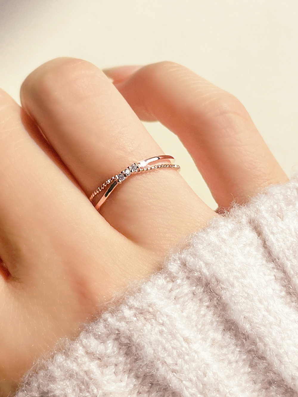 [무배/실버925] 로즈골드 크로스 라인 3큐빅 포인트 꼬임 은반지