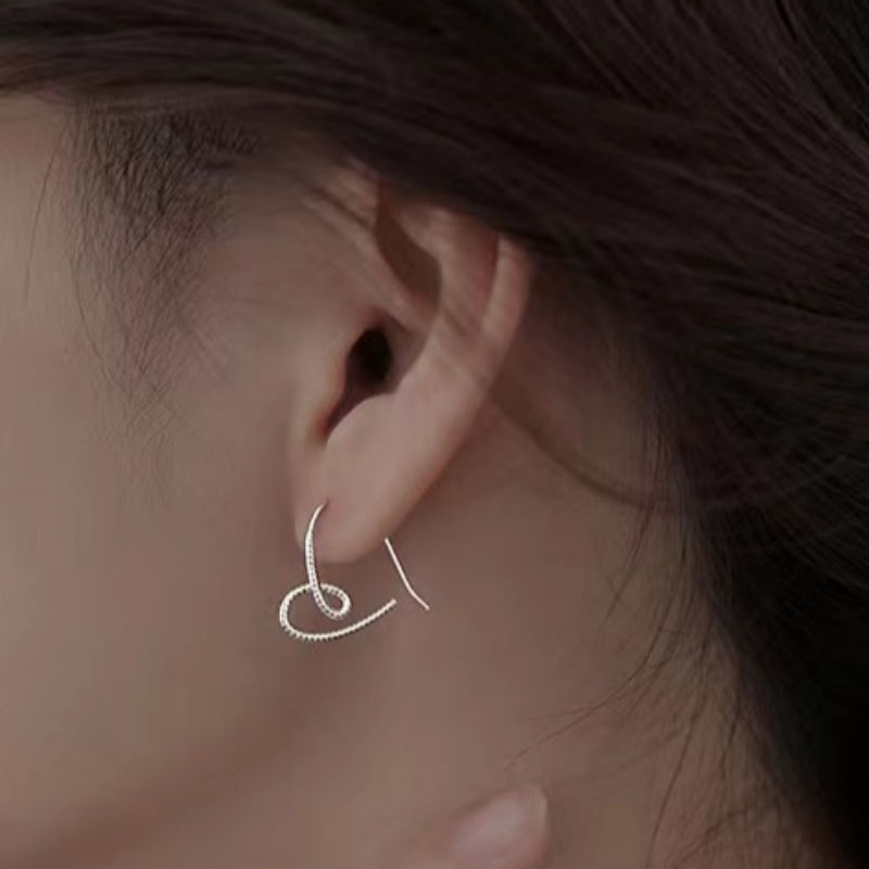 애니윙 알러지 방지 꽈배기 하트 여성 S925 은 귀걸이 - 메인 이미지