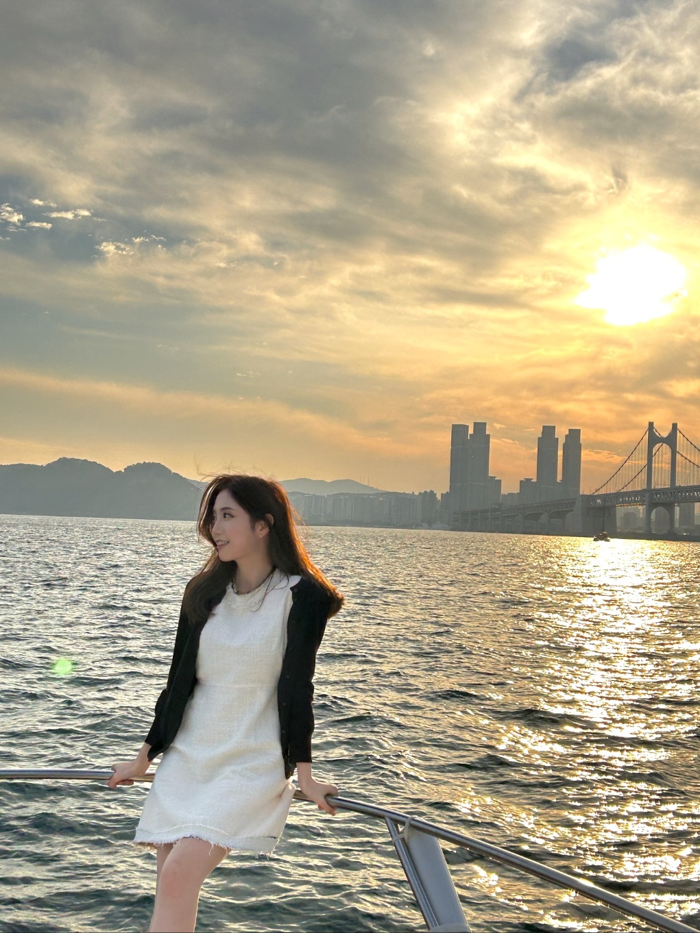 부산요트투어 15명만 탑승 해운대 광안리 데이트 더베이101 캡슐열차 소인주간예약 위드요트