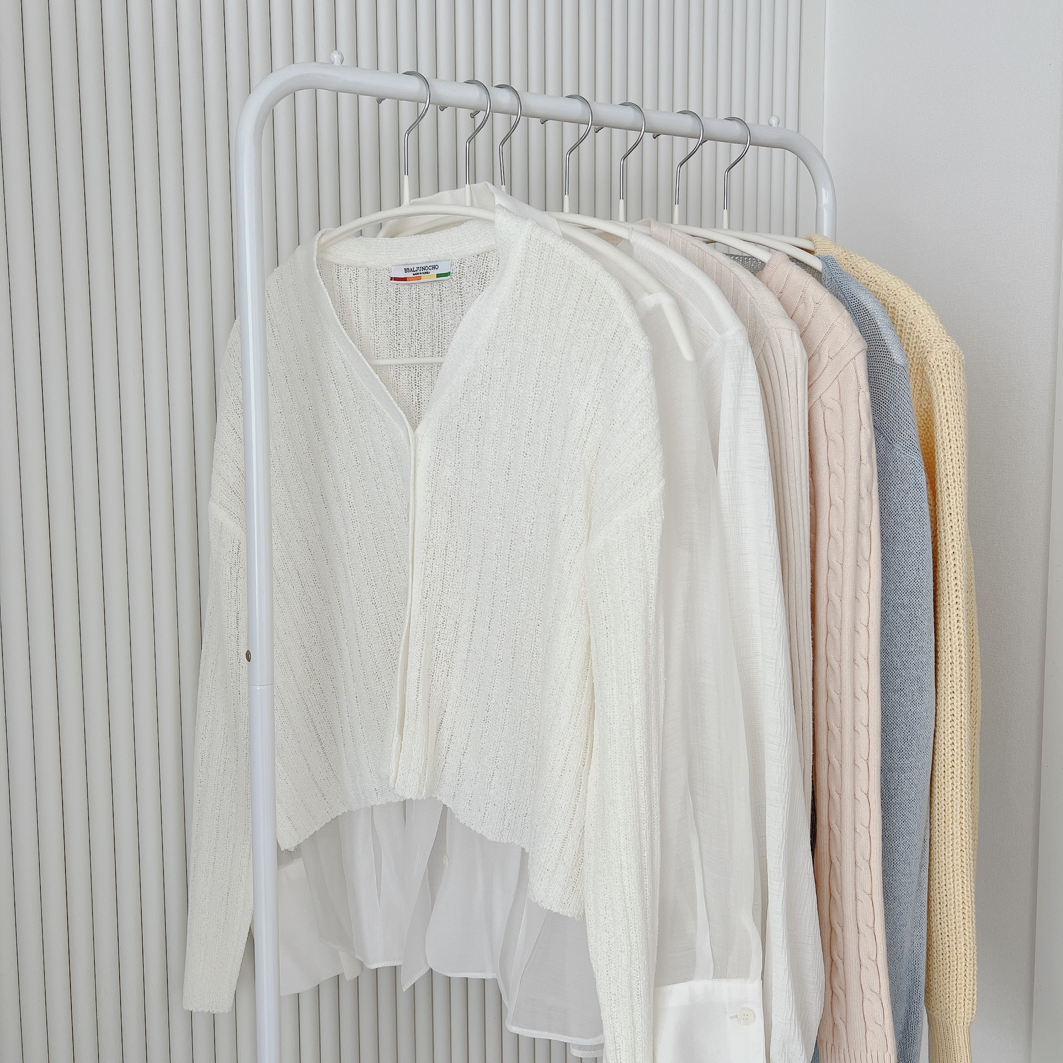 논슬립 어깨뿔방지 라운드 옷걸이 니트 정장