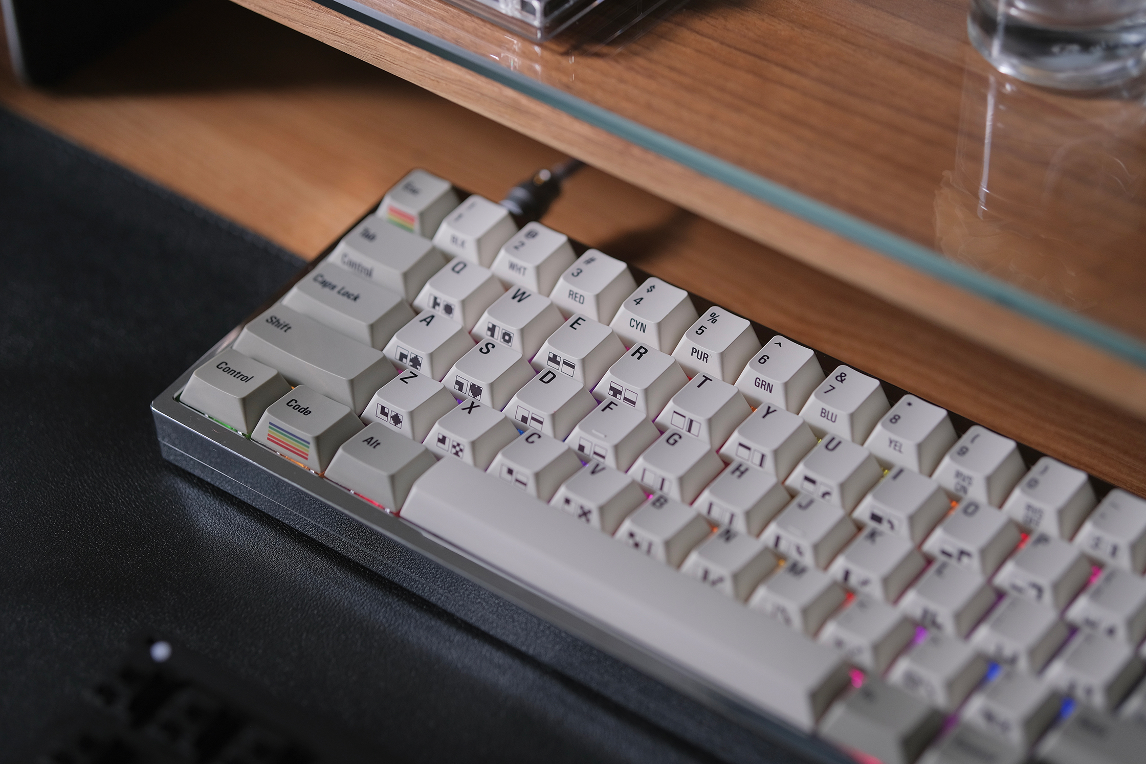 Alephkey C64 Dark PBT 염료 승화 체리 키캡 베이스킷 - 상세 이미지 5