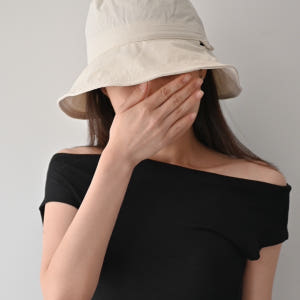 바스락 투웨이 목끈 벙거지모자 버킷햇 봄 여름 얇은 여성챙모자 5컬러 솔직 후기 | 실사용자 리뷰 분석 - 상품 이미지 2