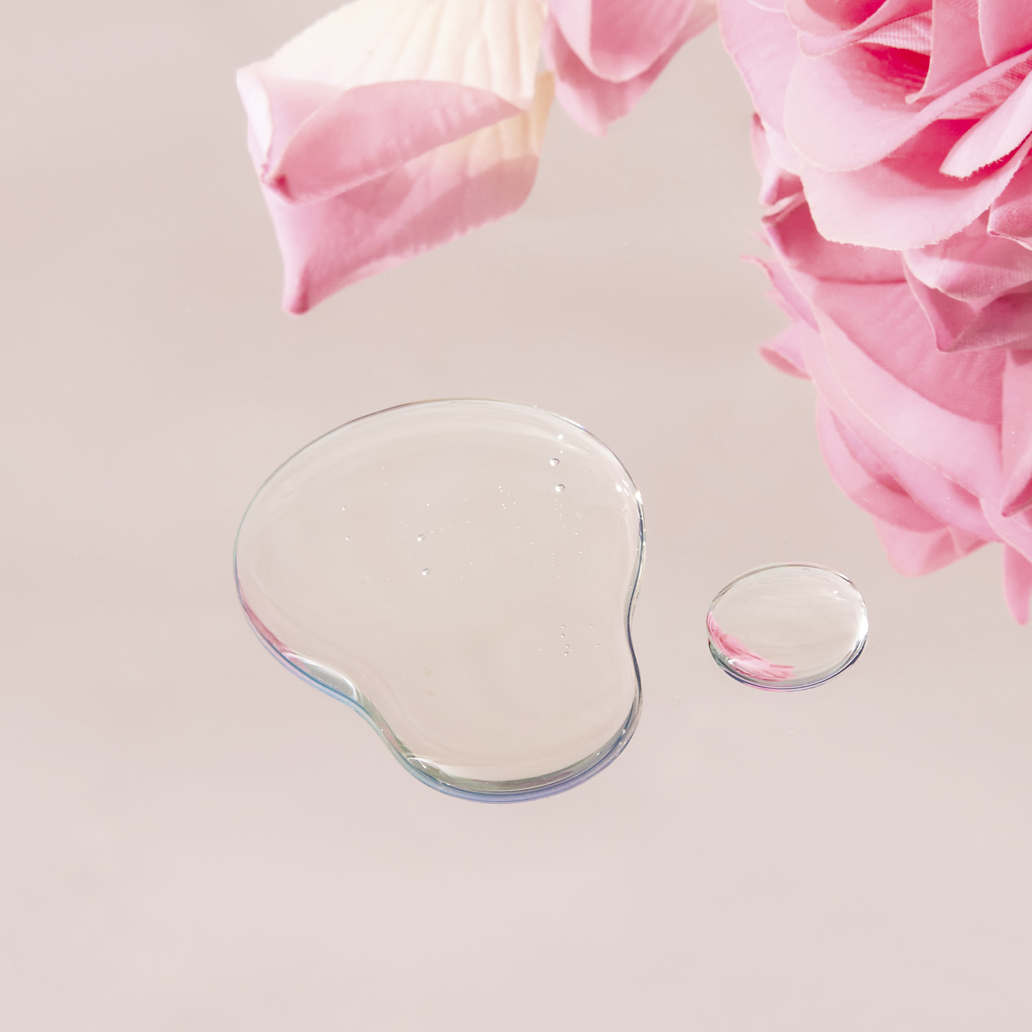 맥스클리닉 로즈브라이트닝 대용량 오일투폼 클렌징오일 클렌징폼 310g 이미지 4
