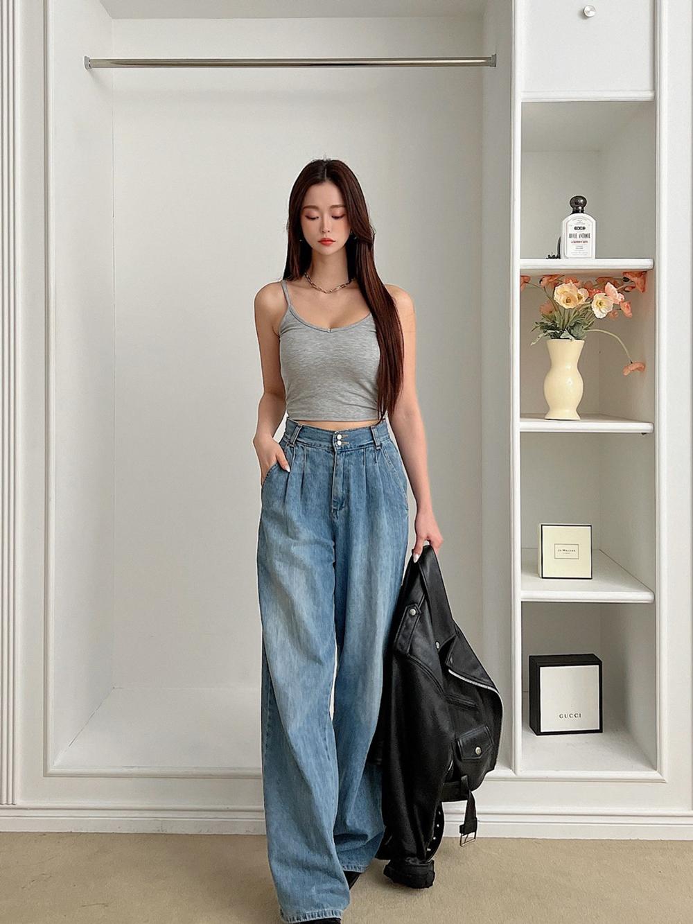 캡내장 브라탑 노브라 나시 크롭 티셔츠 이미지 3