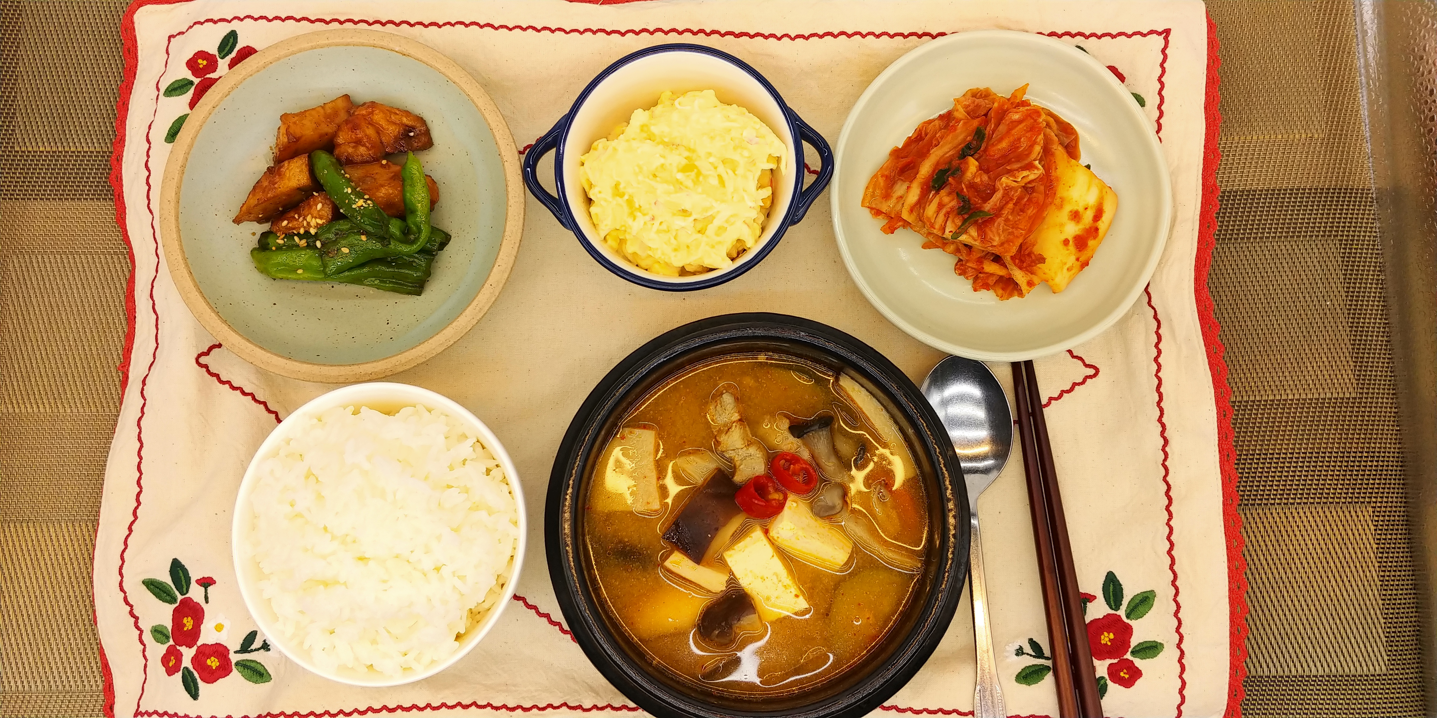 한봉식품 돼지고기 버섯 된장찌개 (400g) 실제 제품 사진 - 상세 이미지 5