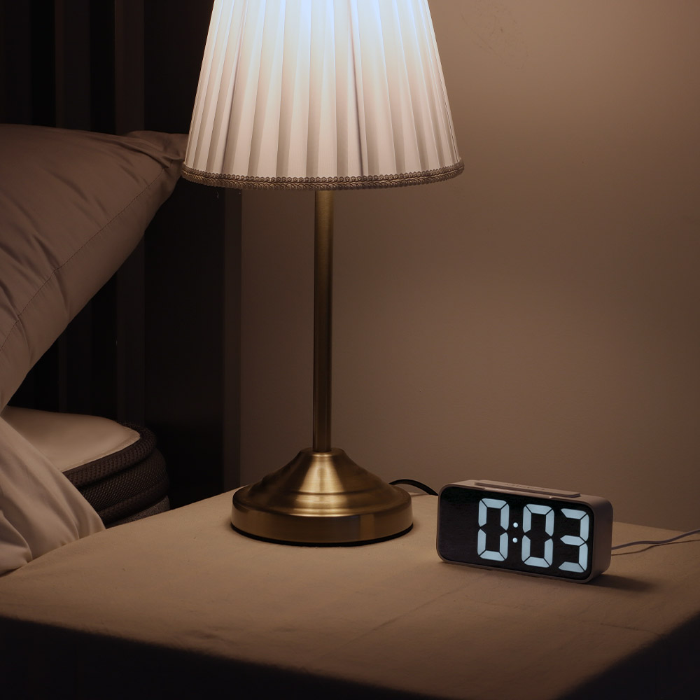 플랜룩스 탁상시계 빅뷰 디지털 전자 LED 무소음 책상 미니 알람시계