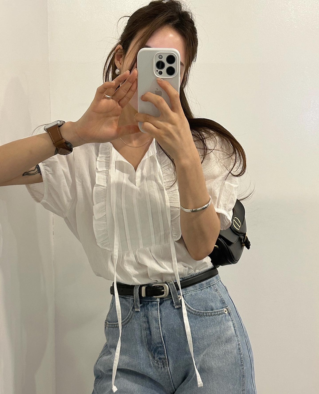 레입 여성 여름 시스루 소매 어깨 퍼프 핀턱 셔링 화이트 블랙 베이지 리본 반팔 블라우스 이미지 2