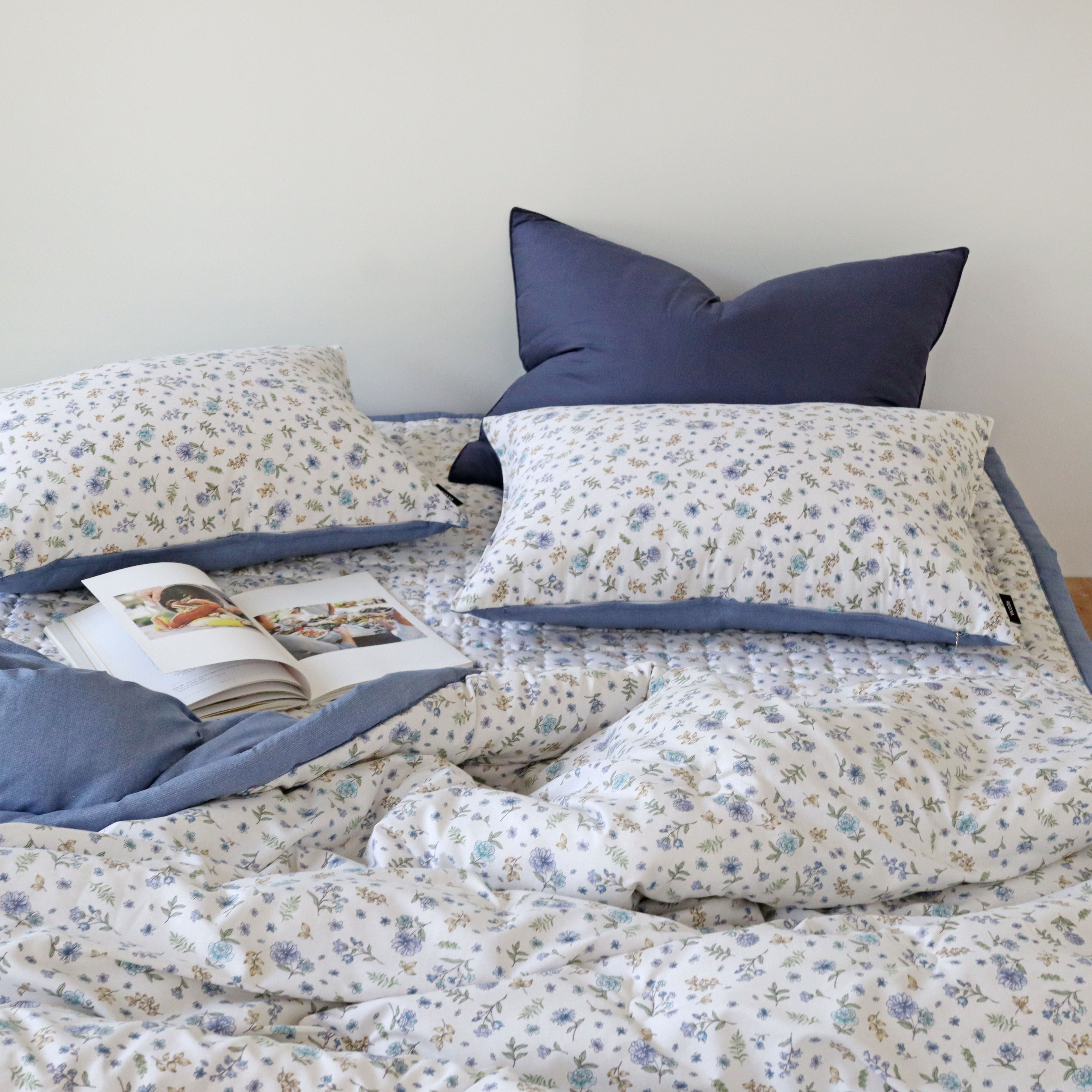 쉐어 세미 마이크로 먼지 없는 논슬립 미끄럼방지 침대 패드 Q