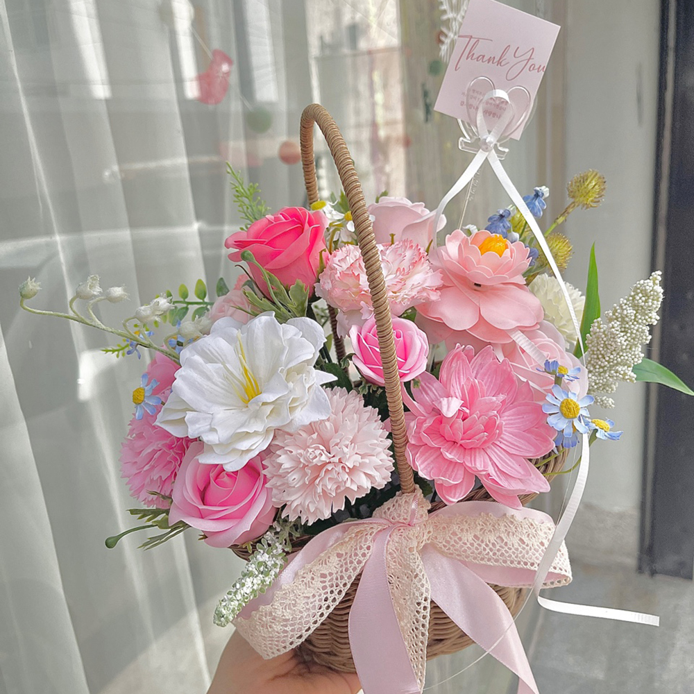 리시안 비누꽃 카네이션 꽃바구니 부모님 어버이날 선생님 생신 환갑 칠순선물 - 상세 이미지 3