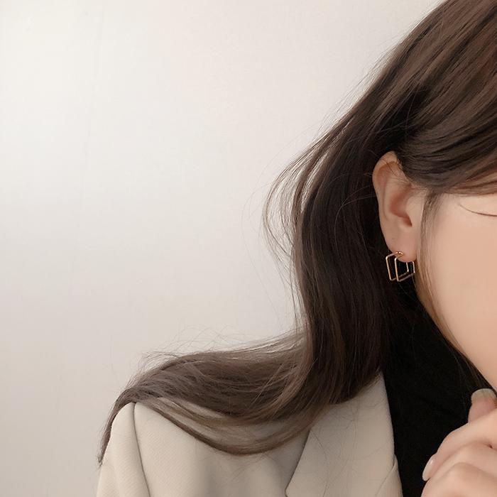 심플 두줄 네모 사각 라인 링 귀걸이 2컬러 티타늄 이미지 6