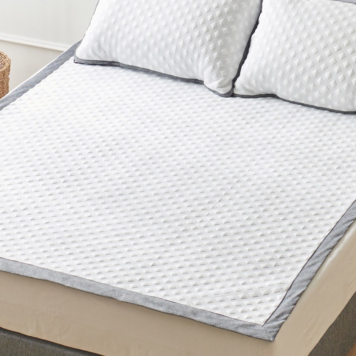아이스 쿨 토퍼 여름 기숙사 침대 토퍼 여름용 얇은 토퍼