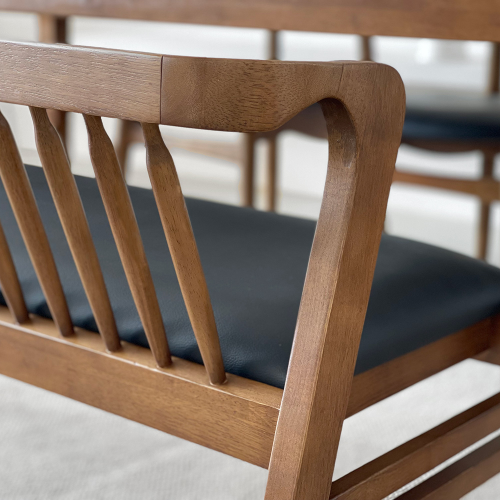 로포텐 핀핀 식탁의자 고무나무 원목 카페 인테리어 의자