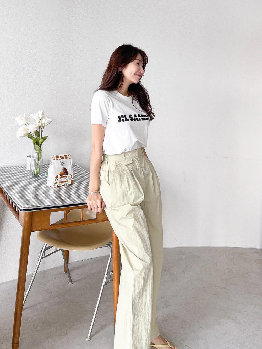 바스락 뒷밴딩 투턱 와이드 슬랙스 팬츠 이미지 3