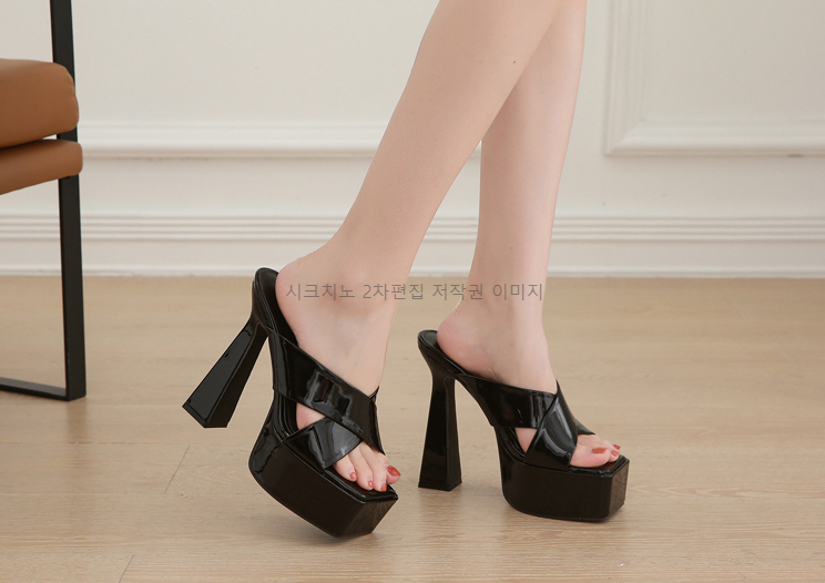 라프넬 15cm 에나멜 가보시 키높이 통굽 뮬 킬힐 샌들 4color 상세 이미지 12